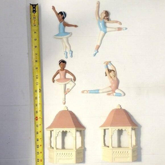 Vintage Collectible Set Of 6 Pc 4 Dancing Ballerina Girls & 2 Gazabos.